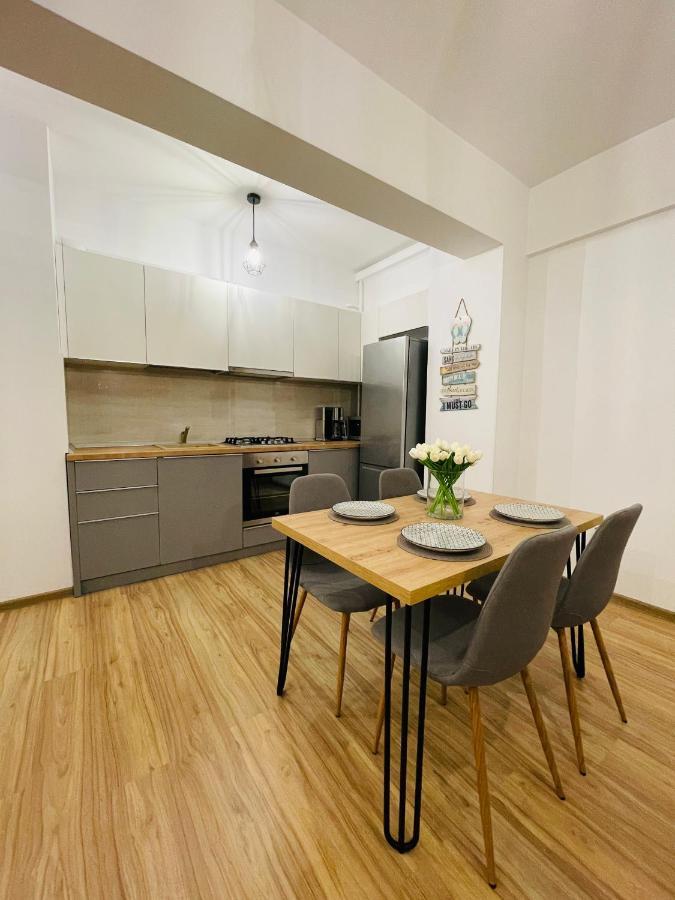 Royal Moonlight Apartment Mamaja Zewnętrze zdjęcie
